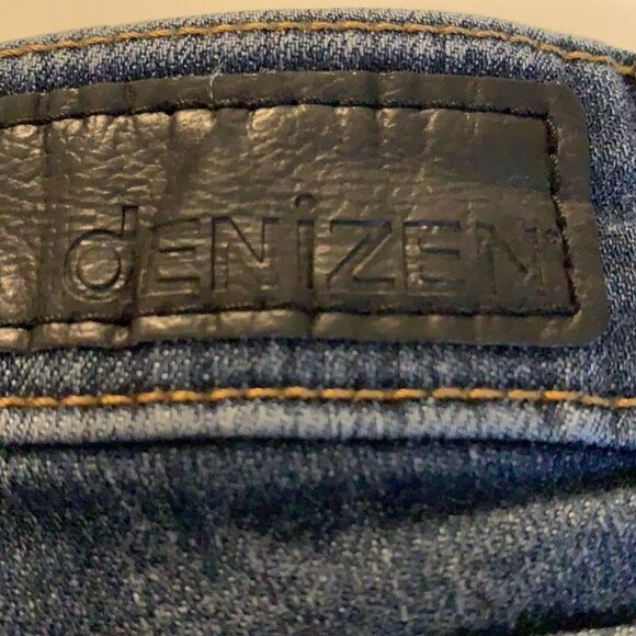 LEVI’S totally shaping skinny jeans. Five pockets medium wash - Picture 8 of 12